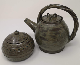 Table decorative brown teapot